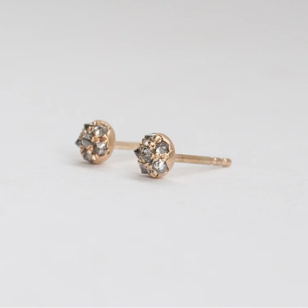 Gold salt and pepper diamond studs S. Yamane
